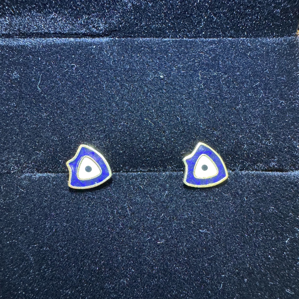 Protective Eye Studs In 18k Gold